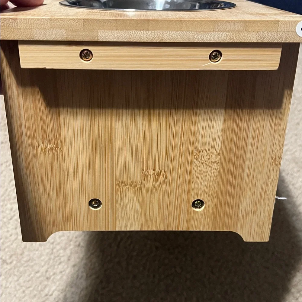 Elevated Food Bowl